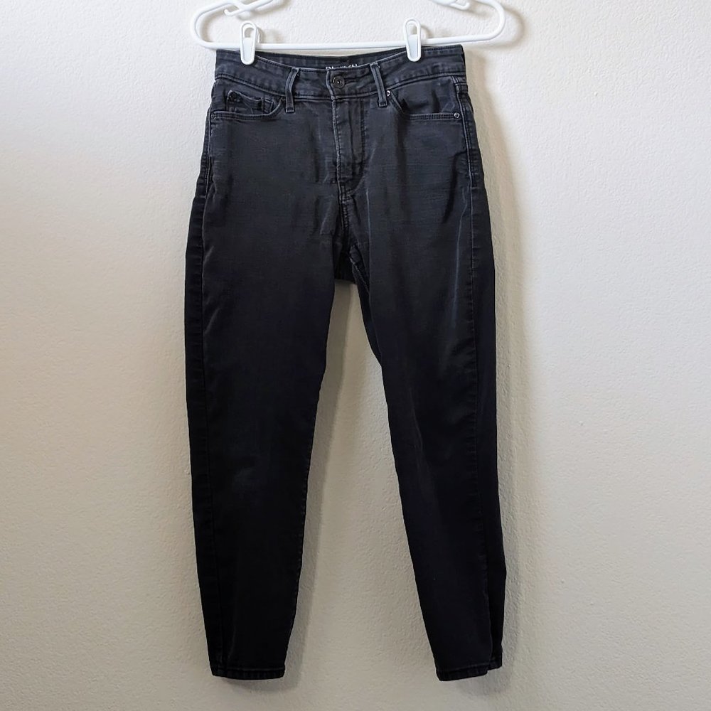 Denizen by Levi's Black Highrise Ankle Skinny Jean, Junior's 5